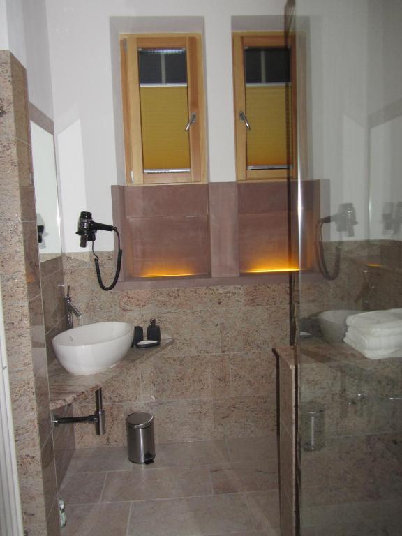 Exklusive Gaestezimmer Landau Landau in der Pfalz Rom bilde